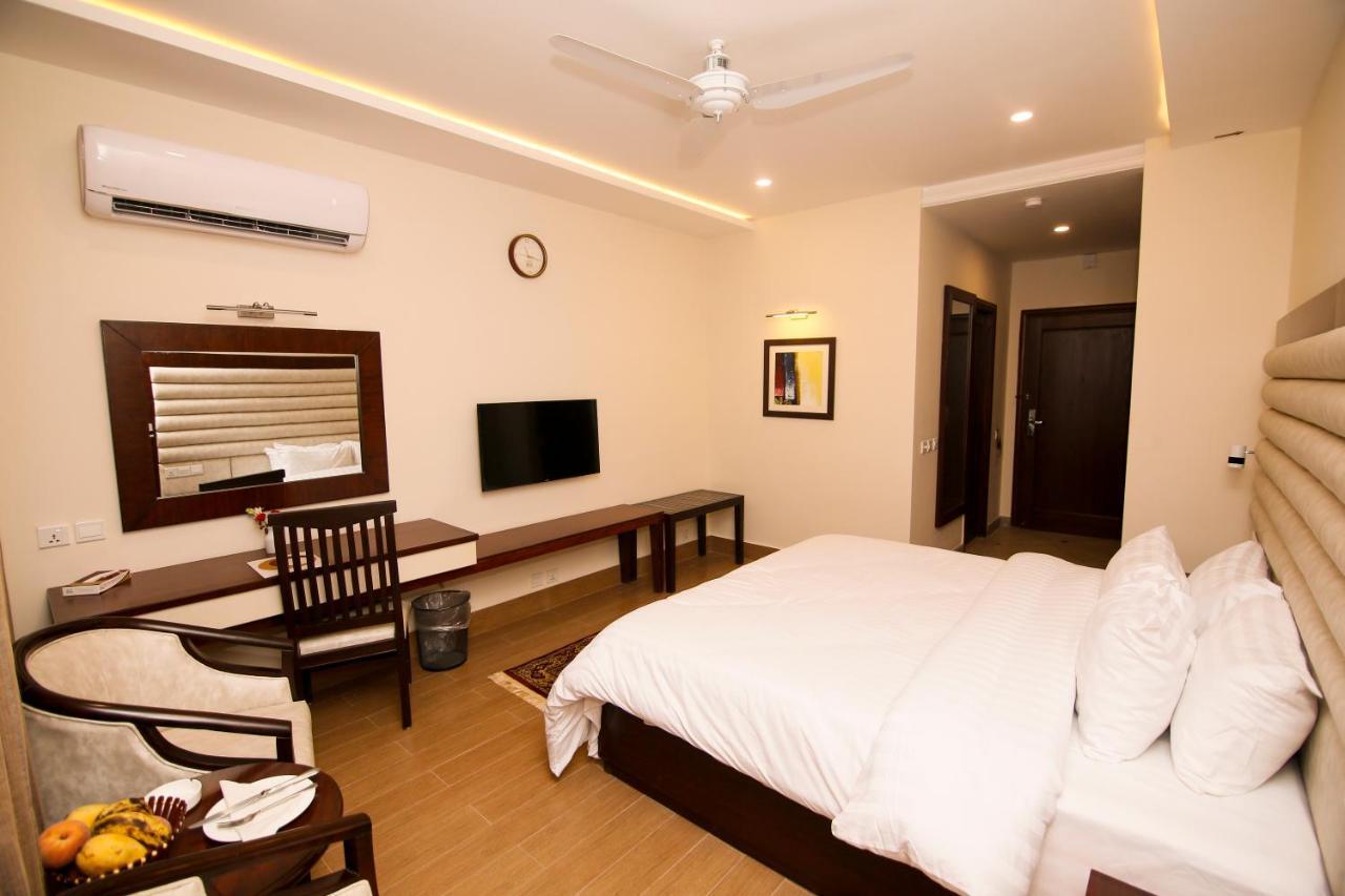 Hotel One Rahim Yar Khan Club Road Ngoại thất bức ảnh